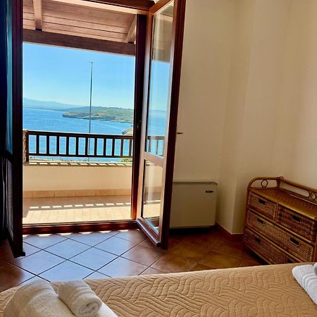 L'Ancora Blu Lejlighed Porto Torres Eksteriør billede