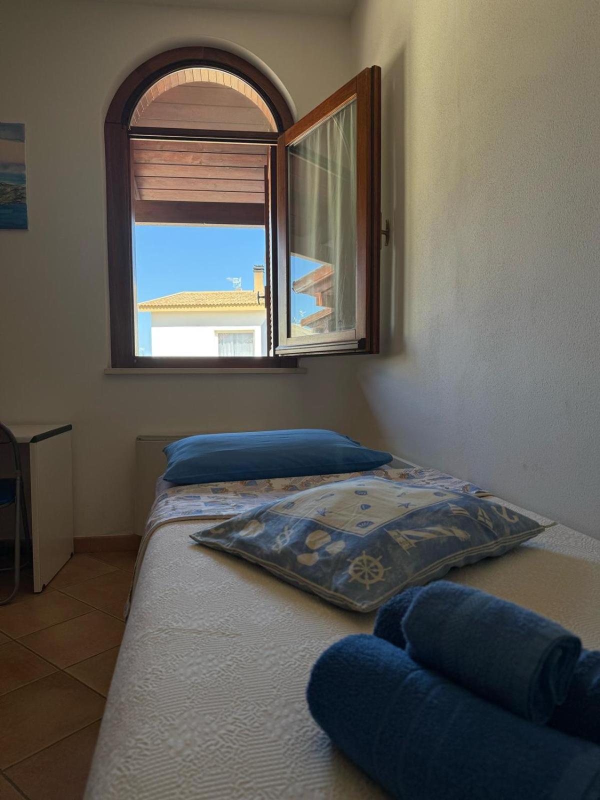 L'Ancora Blu Lejlighed Porto Torres Eksteriør billede